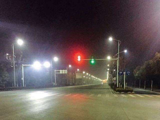 徐州閩江路125W，UST路燈效果